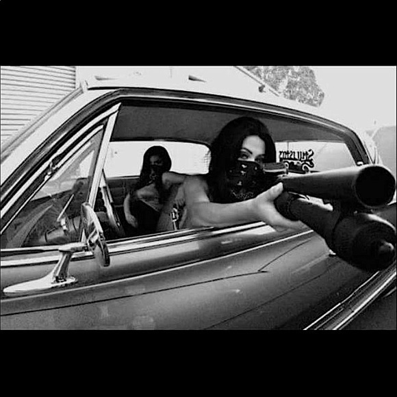 Meet your Posher, Michaela - Picture 12 of 13